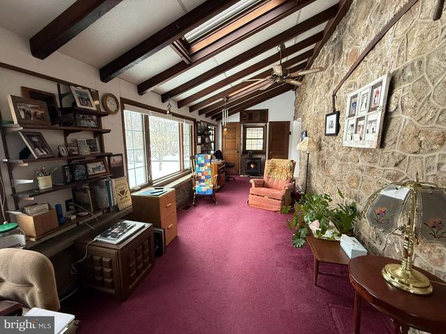 280 MAPLEFLOWER RD, Glenmoore, PA 19343