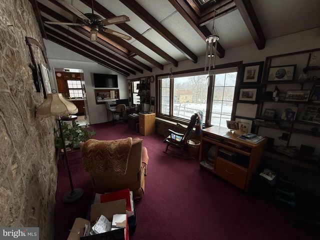 280 MAPLEFLOWER RD, Glenmoore, PA 19343
