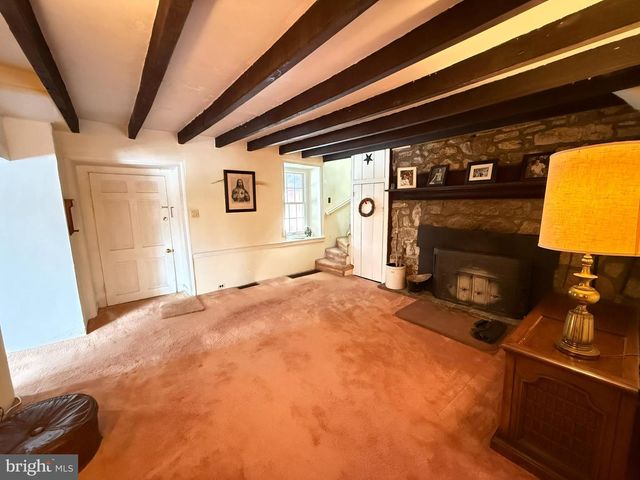 280 MAPLEFLOWER RD, Glenmoore, PA 19343