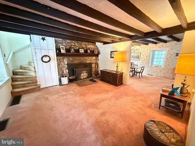 280 MAPLEFLOWER RD, Glenmoore, PA 19343