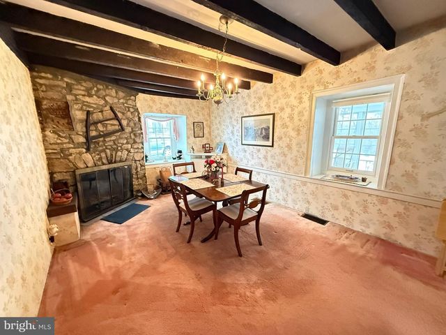 280 MAPLEFLOWER RD, Glenmoore, PA 19343