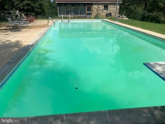 280 MAPLEFLOWER RD, Glenmoore, PA 19343