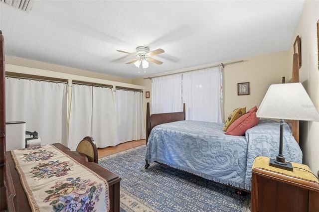 3226 FAIRMOUNT DRIVE, Holiday, FL 34691