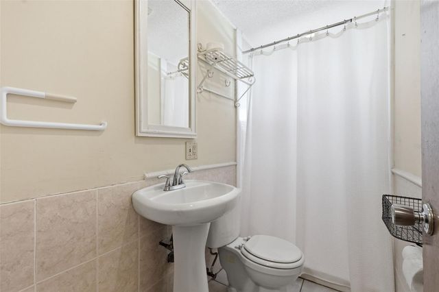 3226 FAIRMOUNT DRIVE, Holiday, FL 34691