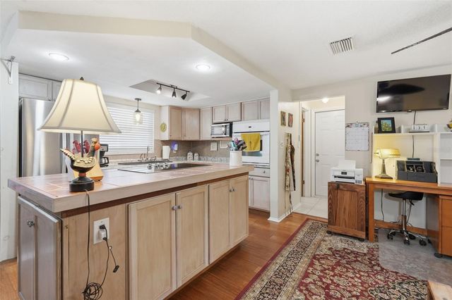 3226 FAIRMOUNT DRIVE, Holiday, FL 34691