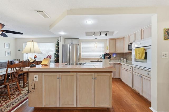 3226 FAIRMOUNT DRIVE, Holiday, FL 34691