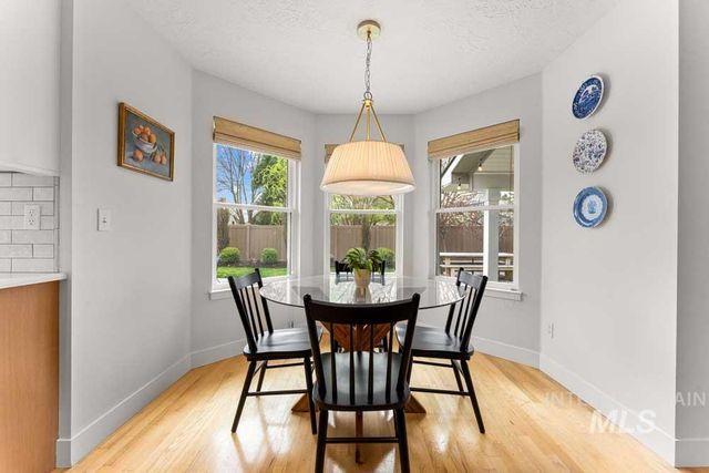 8051 W Burntree, Boise, ID 83704