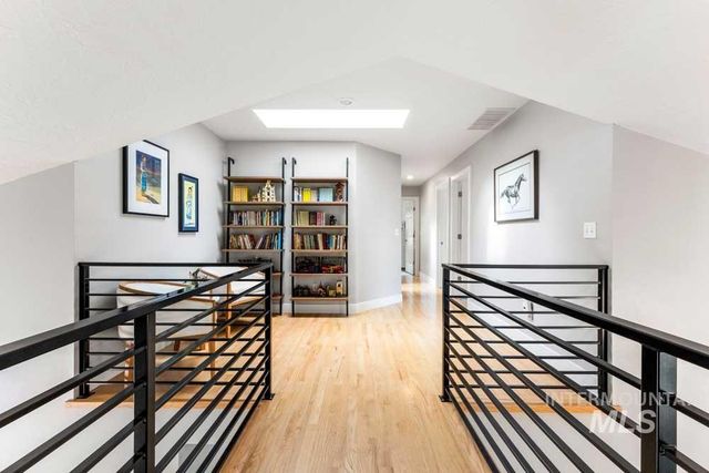 8051 W Burntree, Boise, ID 83704