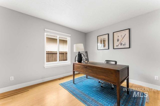 8051 W Burntree, Boise, ID 83704