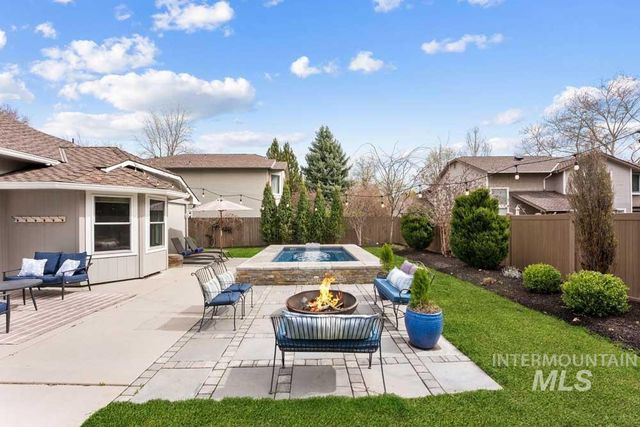 8051 W Burntree, Boise, ID 83704