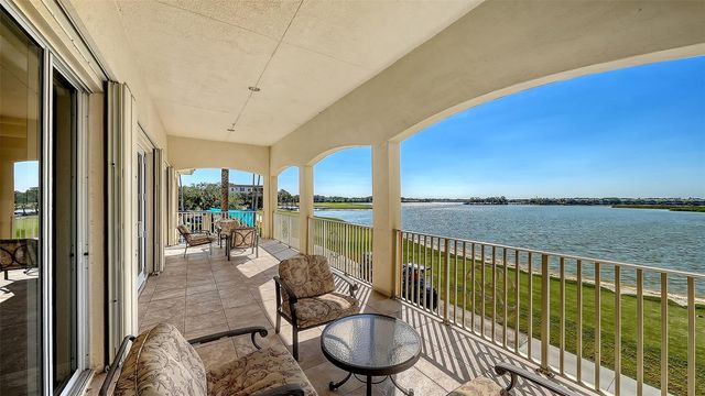 6465 WATERCREST WAY 301, Lakewood Ranch, FL 34202