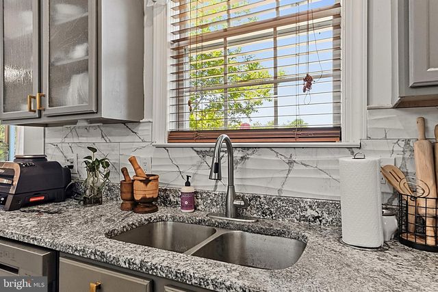 683 S BLUE BELL RD, Vineland, NJ 08360