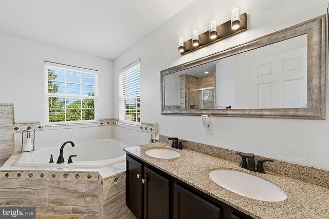 683 S BLUE BELL RD, Vineland, NJ 08360