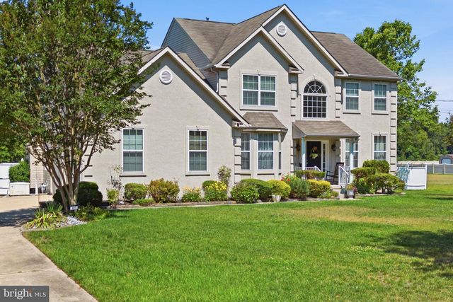 683 S BLUE BELL RD, Vineland, NJ 08360