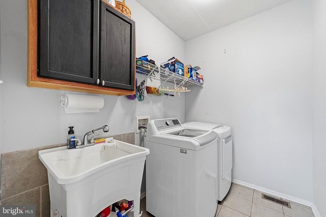 683 S BLUE BELL RD, Vineland, NJ 08360