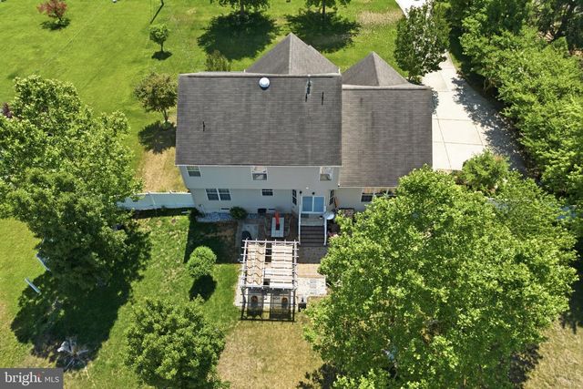 683 S BLUE BELL RD, Vineland, NJ 08360