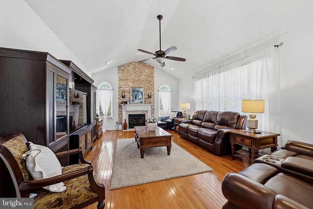 683 S BLUE BELL RD, Vineland, NJ 08360
