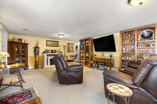 111 Natures Way, Monticello, KY 42633