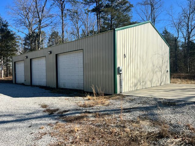 111 Natures Way, Monticello, KY 42633