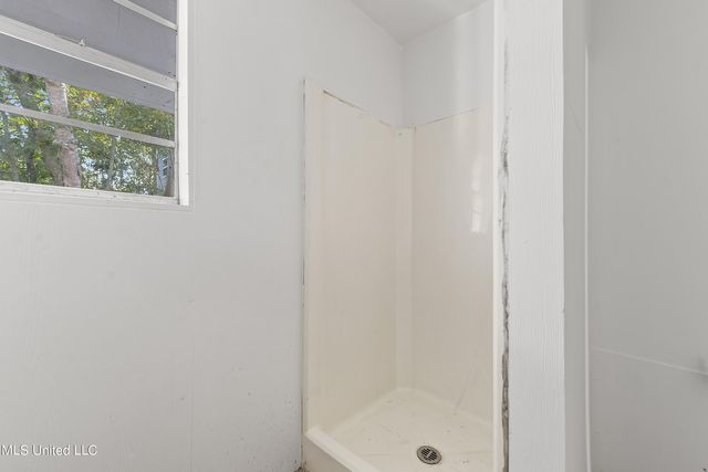 6071 Comanche Street, Kiln, MS 39556