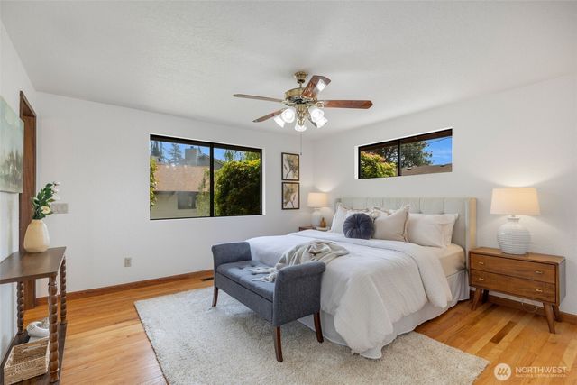 20229 24th Avenue W, Lynnwood, WA 98036