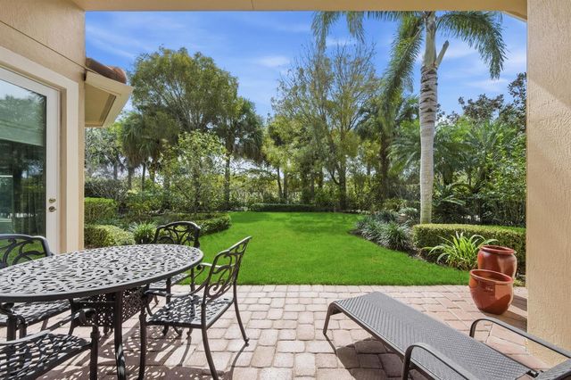 160 Carina Drive, Jupiter, FL 33478