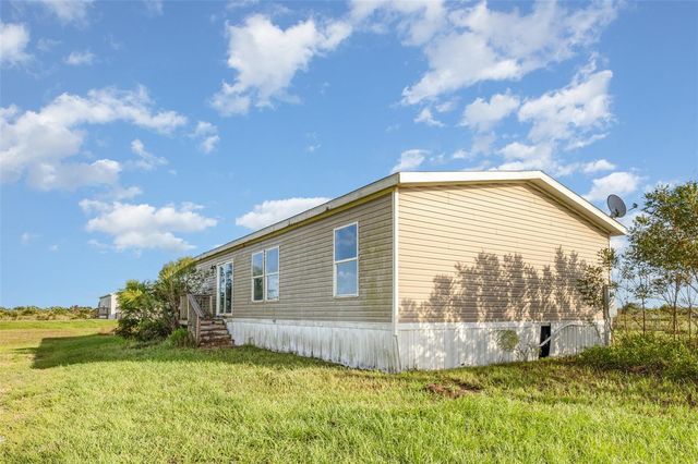 16423 NW 262ND STREET, Okeechobee, FL 34972