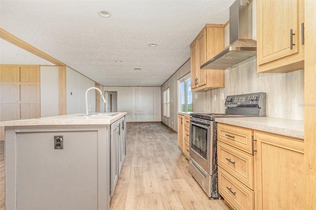 16423 NW 262ND STREET, Okeechobee, FL 34972