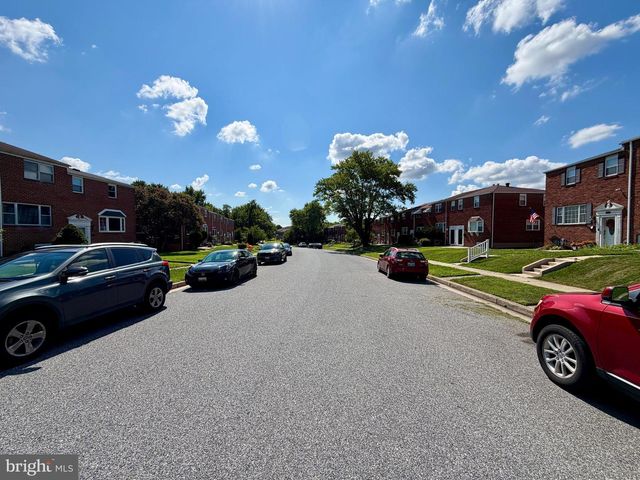 959 REGINA DR, Baltimore, MD 21227