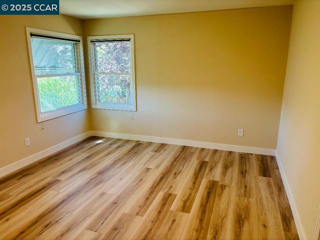 1011 Harbor View Dr, Martinez, CA 94553