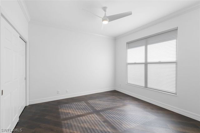 1624 Manchester CT, Naples, FL 34109