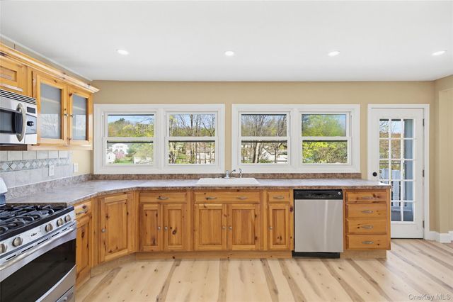 48 Quaker Hill Road, Monroe, NY 10950