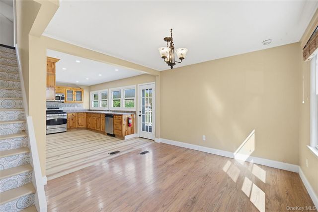 48 Quaker Hill Road, Monroe, NY 10950