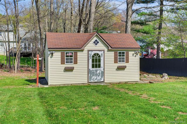 48 Quaker Hill Road, Monroe, NY 10950