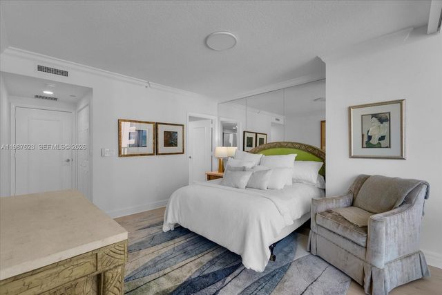 1455 Ocean Dr 909, Miami Beach, FL 33139