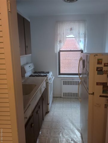 3655 Shore Parkway 4C, Brooklyn, NY 11235