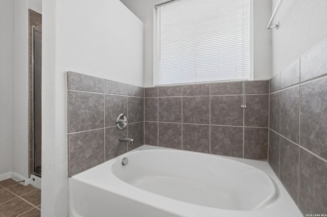 100 Ling Lane, Cibolo, TX 78108