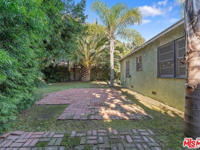 3031 S Bentley Avenue, Los Angeles, CA 90034