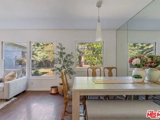 3031 S Bentley Avenue, Los Angeles, CA 90034