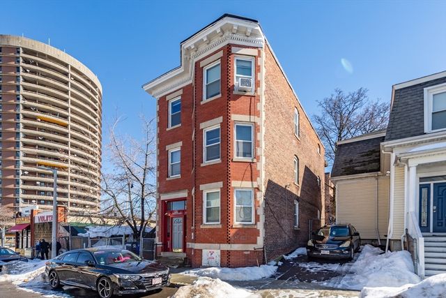 4A Weld Aveneue, Boston, MA 02119