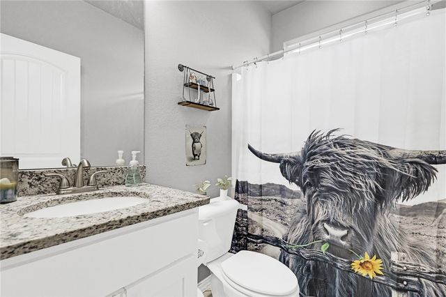 952 Glass Street, Cave Springs, AR 72718