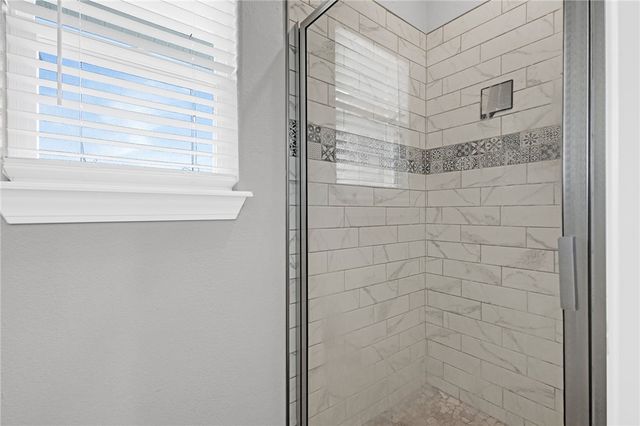 952 Glass Street, Cave Springs, AR 72718