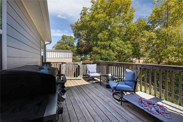 952 Glass Street, Cave Springs, AR 72718