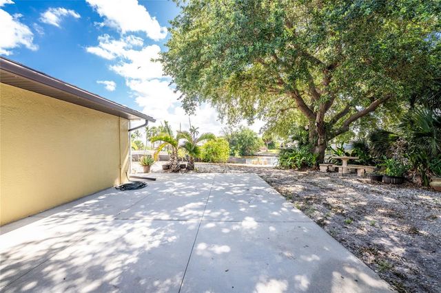 2532 DIXON TERRACE, Port Charlotte, FL 33981
