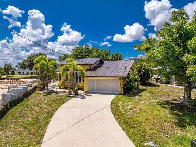 2532 DIXON TERRACE, Port Charlotte, FL 33981