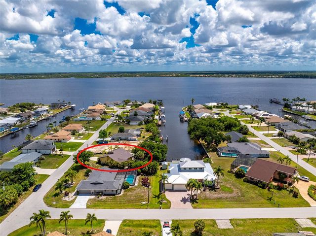 2532 DIXON TERRACE, Port Charlotte, FL 33981