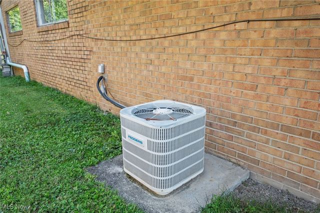 23782 Cornwell Drive, Westlake, OH 44145