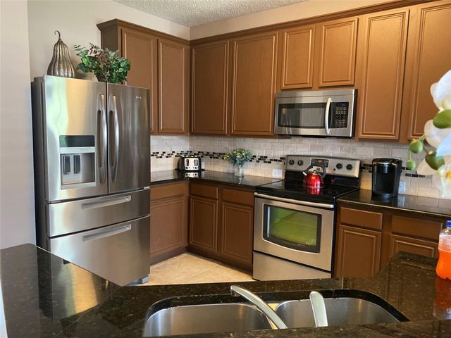 4025 Steepleridge Drive, The Colony, TX 75056