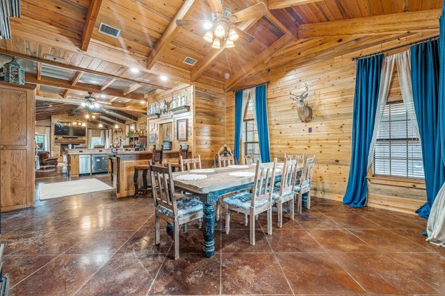 261 Dub Lane, Poolville, TX 76487