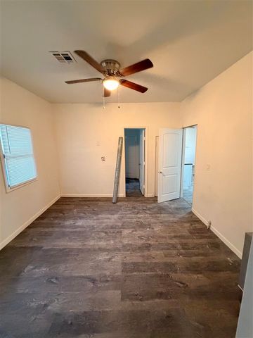 514 SW Park Ave, Lawton, OK 73501